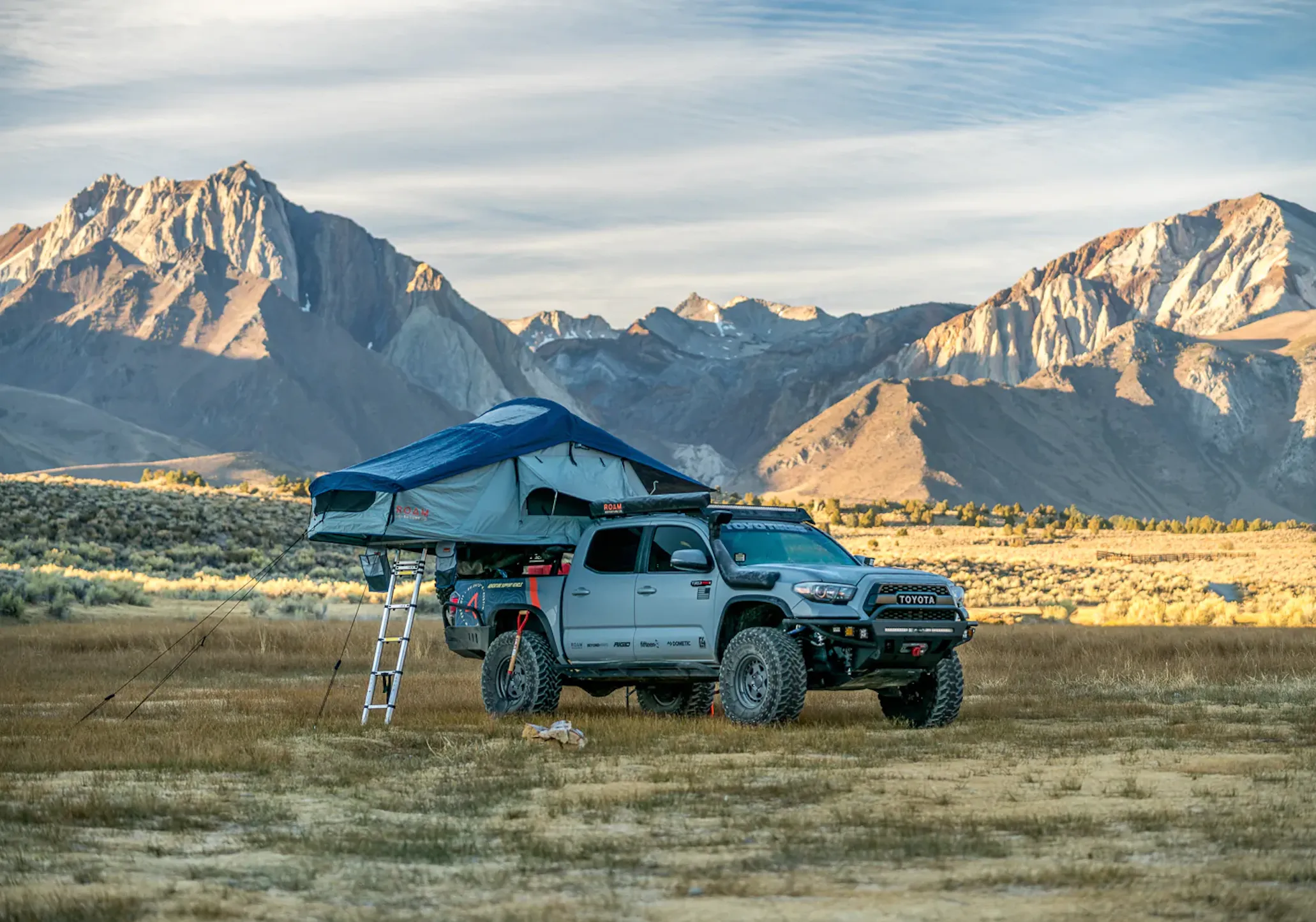 ROAM Vagabond Roof Top Tent