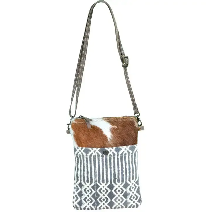 White Canvas Pattern With Cowhide Shoulder Bag